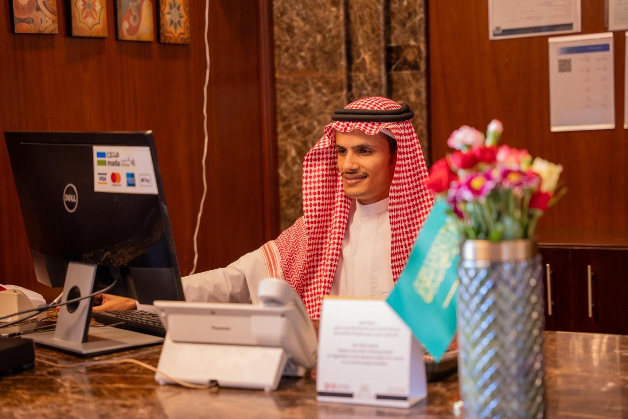 Laten Suites Al Naseem Jeddah Luaran gambar