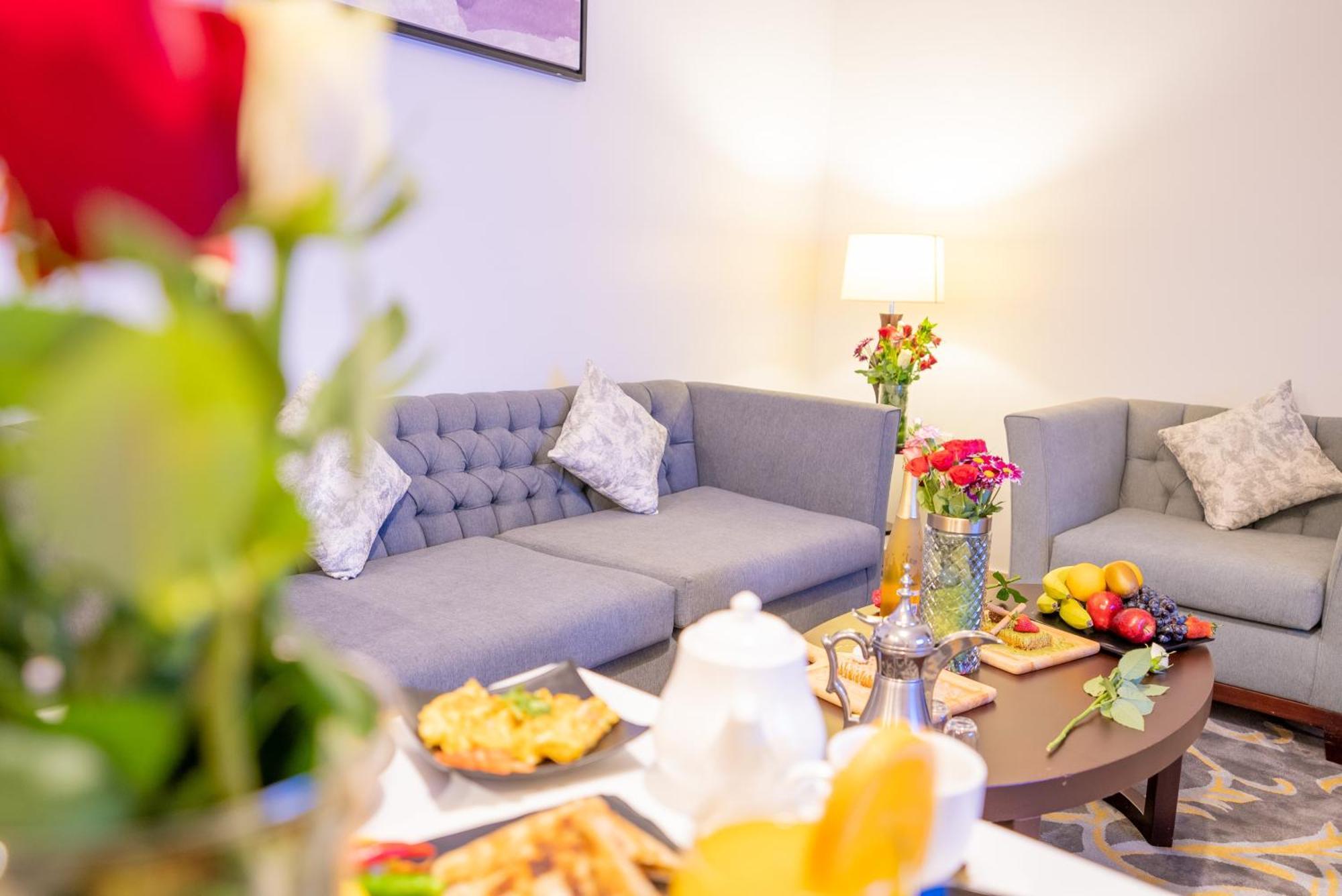 Laten Suites Al Naseem Jeddah Luaran gambar