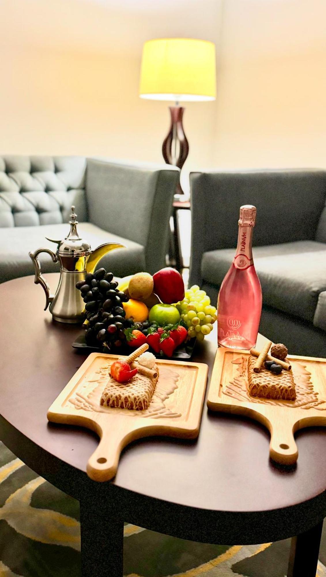 Laten Suites Al Naseem Jeddah Luaran gambar